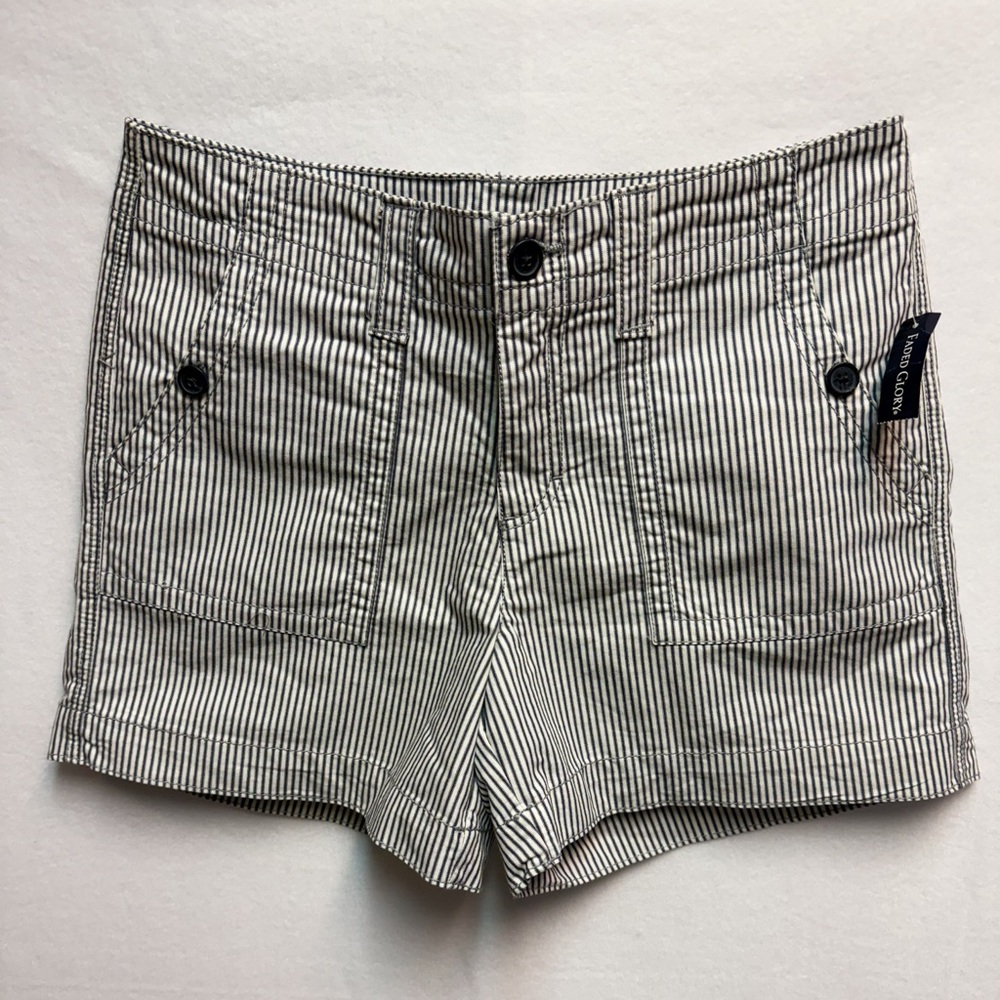 Faded Glory NWT Blue & White Pinstripe Jean Shorts